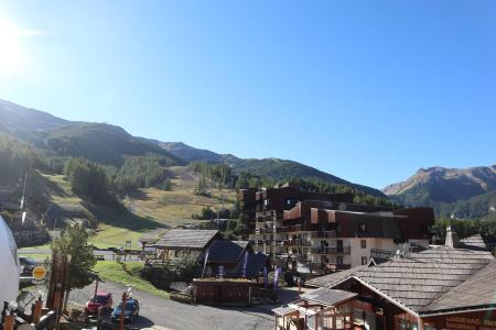 Rent in ski resort 2 room apartment sleeping corner 6 people (004) - Résidence les Carlines - Les Orres - Balcony