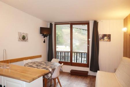Rent in ski resort Studio sleeping corner 4 people (021) - Résidence les Carlines - Les Orres