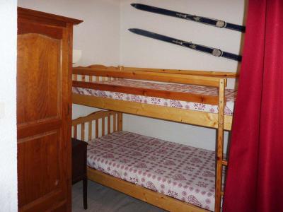 Rent in ski resort 2 room apartment sleeping corner 5 people (052) - Résidence les Cembros - Les Orres - Bunk beds
