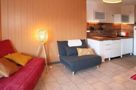 Rent in ski resort Studio sleeping corner 4 people (043) - Résidence les Cembros - Les Orres - Living room