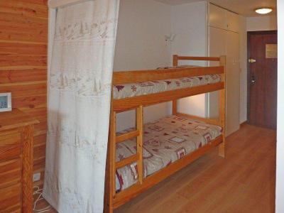 Rent in ski resort Studio sleeping corner 4 people (047) - Résidence les Cembros - Les Orres - Cabin