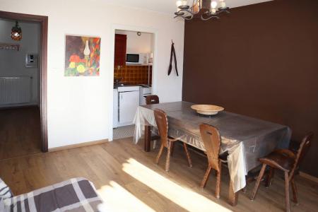 Rent in ski resort Studio sleeping corner 4 people (061) - Résidence les Cembros - Les Orres - Living room