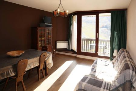 Rent in ski resort Studio sleeping corner 4 people (061) - Résidence les Cembros - Les Orres - Living room