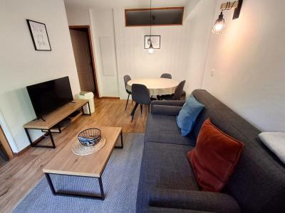 Rent in ski resort 2 room apartment 6 people (MBC309) - Résidence les Colchiques - Les Orres - Living room