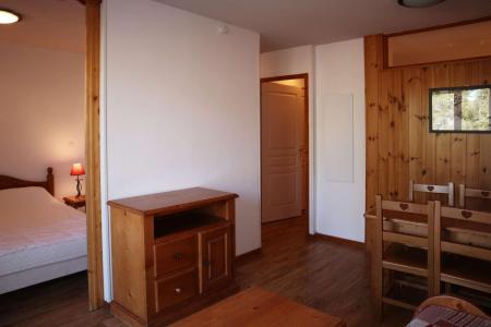 Skiverleih 2 Zimmer Appartement für 4-6 Personen (478) - Résidence les Colchiques - Monts du Bois d'Or - Les Orres - Wohnzimmer