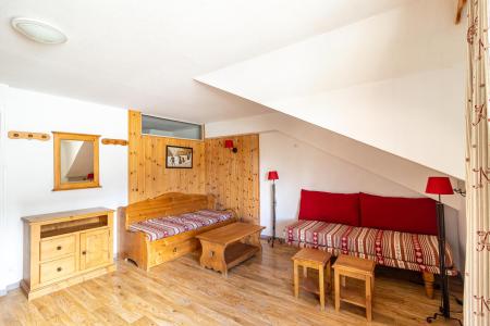 Rent in ski resort Studio cabin 5 people (505) - Résidence les Colchiques - Les Orres - Living room
