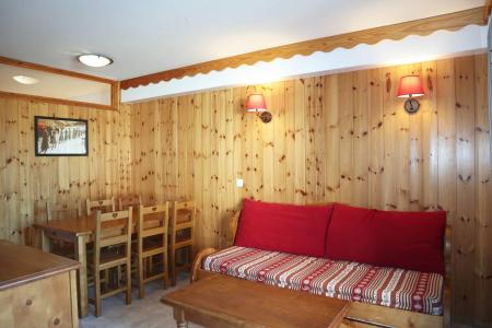 Rent in ski resort 2 room apartment 6 people (813) - Résidence les Eglantines - Les Orres