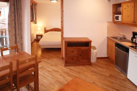 Rent in ski resort 2 room apartment sleeping corner 6 people (817) - Résidence les Eglantines - Les Orres