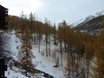 Vacanze in montagna Studio con alcova per 4 persone (467) - Résidence les Flocons - Les Orres - Esteriore inverno