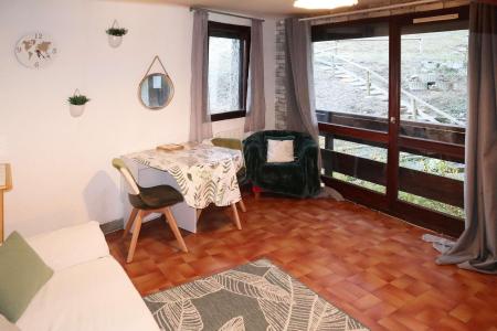 Rent in ski resort Studio 2-4 people (466) - Résidence les Flocons - Les Orres - Living room