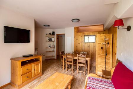 Rent in ski resort 2 room apartment sleeping corner 6 people (MBC705) - Résidence les Hauts de Préclaux - Les Orres - Living room