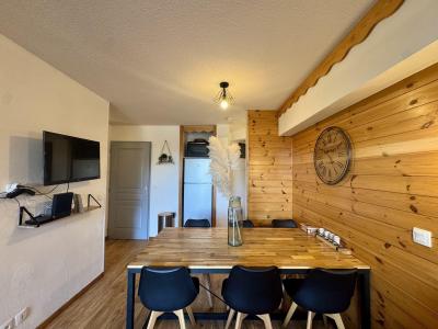 Rent in ski resort 2 room apartment cabin 6 people (MZ1101) - Résidence les Hauts de Préclaux I - Les Orres - Living room