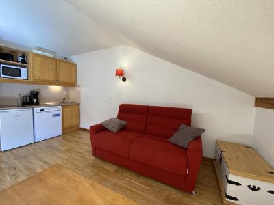 Rent in ski resort 3 room apartment sleeping corner 8 people (MBA303) - Résidence les Hauts de Préclaux I - Les Orres - Living room