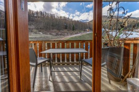 Rent in ski resort 2 room apartment cabin 6 people (MBB206) - Résidence les Hauts de Préclaux I - Les Orres - Winter outside
