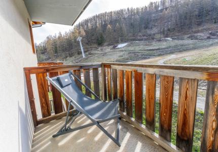 Rent in ski resort 2 room apartment cabin 6 people (MBB206) - Résidence les Hauts de Préclaux I - Les Orres - Winter outside