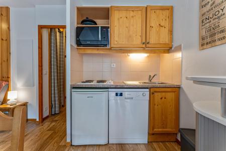 Rent in ski resort 2 room apartment sleeping corner 6 people (MBC606) - Résidence les Hauts de Préclaux II - Les Orres - Kitchen