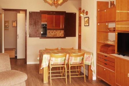 Rent in ski resort 2 room apartment sleeping corner 6 people (228) - Résidence les Orrianes des Forêts - Les Orres - Living room