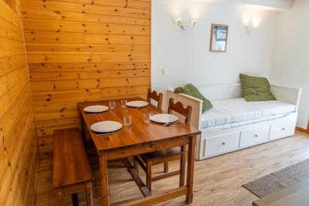 Rent in ski resort 2 room apartment sleeping corner 6 people (2015) - Résidence les Silènes - Les Orres - Living room