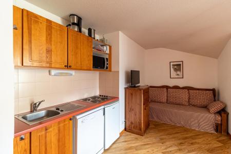 Rent in ski resort 2 room apartment sleeping corner 6 people (2203) - Résidence les Silènes - Les Orres - Kitchen