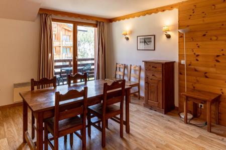 Rent in ski resort 2 room apartment sleeping corner 6 people (2203) - Résidence les Silènes - Les Orres - Living room