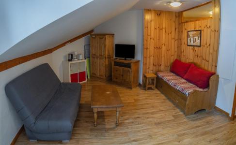Rent in ski resort 2 room apartment sleeping corner 6 people (MBC606) - Résidence les Valérianes - Les Orres - Living room