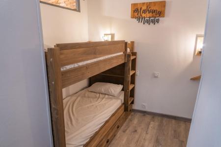 Rent in ski resort 2 room apartment sleeping corner 6 people (MBC612) - Résidence les Valérianes - Les Orres - Bedroom