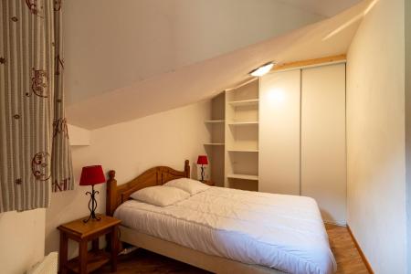 Rent in ski resort 2 room apartment sleeping corner 6 people (MBC705) - Résidence les Valérianes - Les Orres - Bedroom