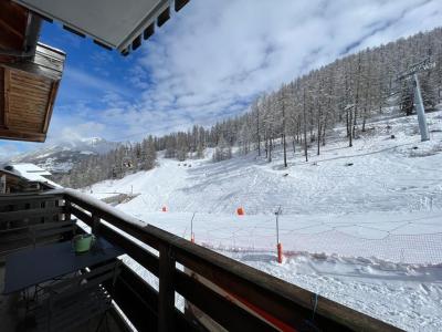 Holiday in mountain resort 2 room apartment 6 people (MBC507) - Résidence les Valérianes - Les Orres - Winter outside