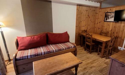 Wynajem na narty Apartament 2 pokojowy z alkową 6 osób (485) - Résidence les Valérianes - Monts du Bois d'Or - Les Orres - Pokój gościnny