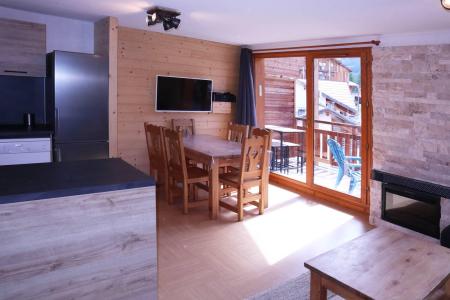 Rent in ski resort 3 room duplex apartment 8 people (820) - Résidence Parc des Airelles - Les Orres - Living room