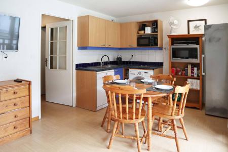 Rent in ski resort Studio 4 people (862) - Résidence Parc des Airelles - Les Orres - Open-plan kitchen