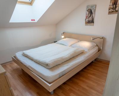 Rent in ski resort 3 room duplex apartment 6 people (2205) - Résidence Terrasses du Soleil d'Or - Les Orres - Bedroom