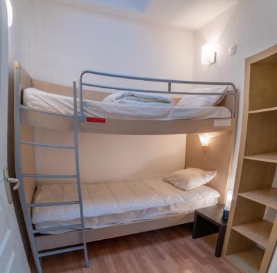 Skiverleih 3 Zimmer Maisonettewohnung für 6 Personen (2205) - Résidence Terrasses du Soleil d'Or - Les Orres - Schlafzimmer