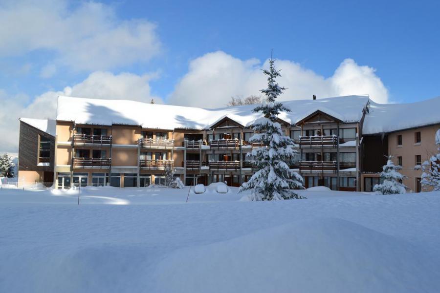 Holiday in mountain resort VVF Jura Les Rousses - Les Rousses - Winter outside