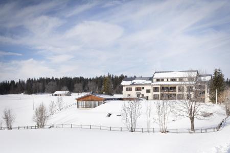 Vacances en montagne Résidence les Clarines - Les Rousses - Extérieur hiver