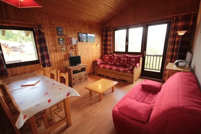 Rent in ski resort 2 room apartment 6 people (012) - Chalet Alpenrose - Les Saisies - Living room