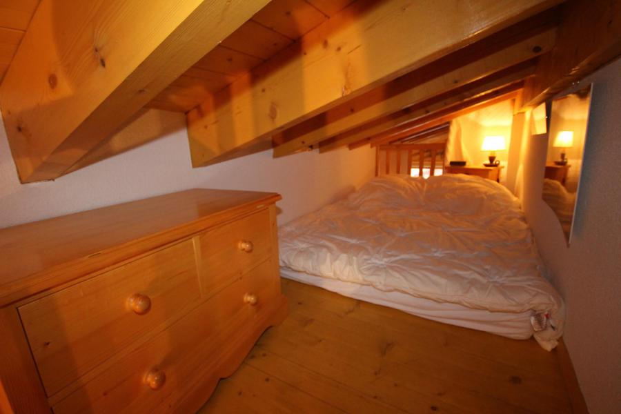 Skiverleih 3-Zimmer-Holzhütte für 6 Personen (615) - Chalet Cristal 6 - Les Saisies - Offener Schlafbereich