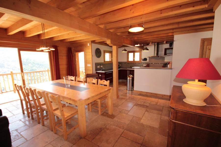 Rent in ski resort 7 room triplex chalet 12 people (CHACHO) - Chalet Pierres du Chozal - Les Saisies - Dining area