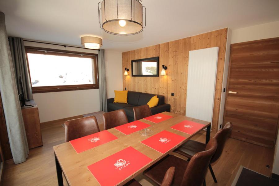 Location au ski Appartement 3 pièces 6 personnes (G25) - Les Chalets des Cimes - Les Saisies - Table