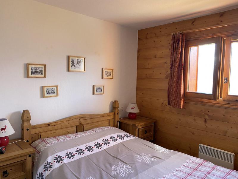 Rent in ski resort 3 room apartment 4 people (102) - Les Fermes du Beaufortain E1 - Les Saisies - Double bed