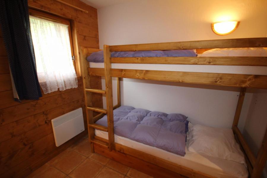 Rent in ski resort 3 room apartment 6 people (FERJ03) - Les Fermes du Beaufortain J - Les Saisies - Bunk beds
