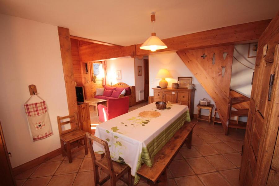 Rent in ski resort 4 room mezzanine apartment 8 people (FERJ07) - Les Fermes du Beaufortain J - Les Saisies - Dining area