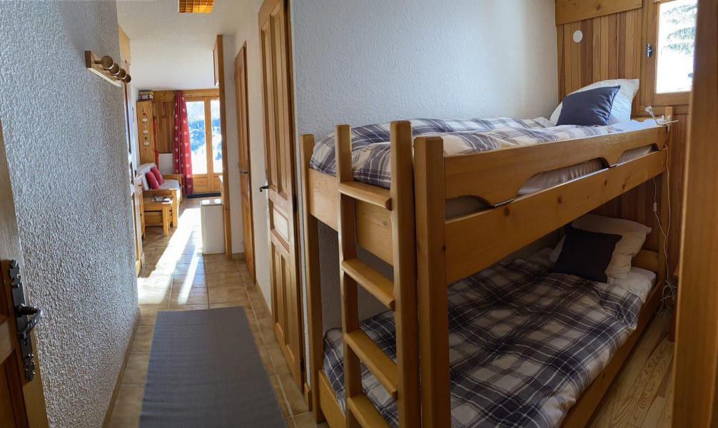 Ski verhuur Appartement 2 kamers 5 personen (01) - Résidence Bellevue - Les Saisies - Stapelbedden