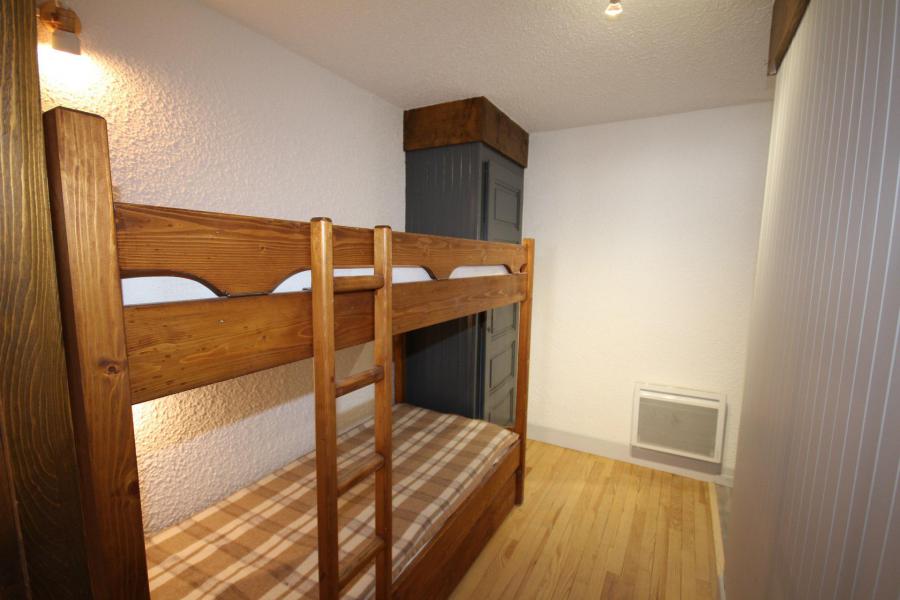 Rent in ski resort 2 room apartment sleeping corner 6 people (036) - Résidence Breithorn - Les Saisies - Bunk beds