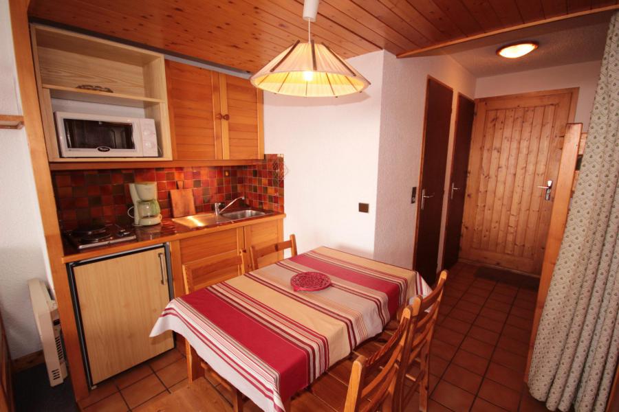 Ski verhuur Studio bergnis 5 personen (1112) - Résidence Grand Mont 1 - Les Saisies - Woonkamer