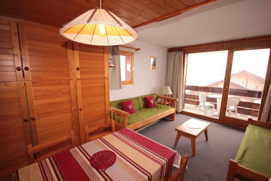 Ski verhuur Studio bergnis 5 personen (1112) - Résidence Grand Mont 1 - Les Saisies - Woonkamer