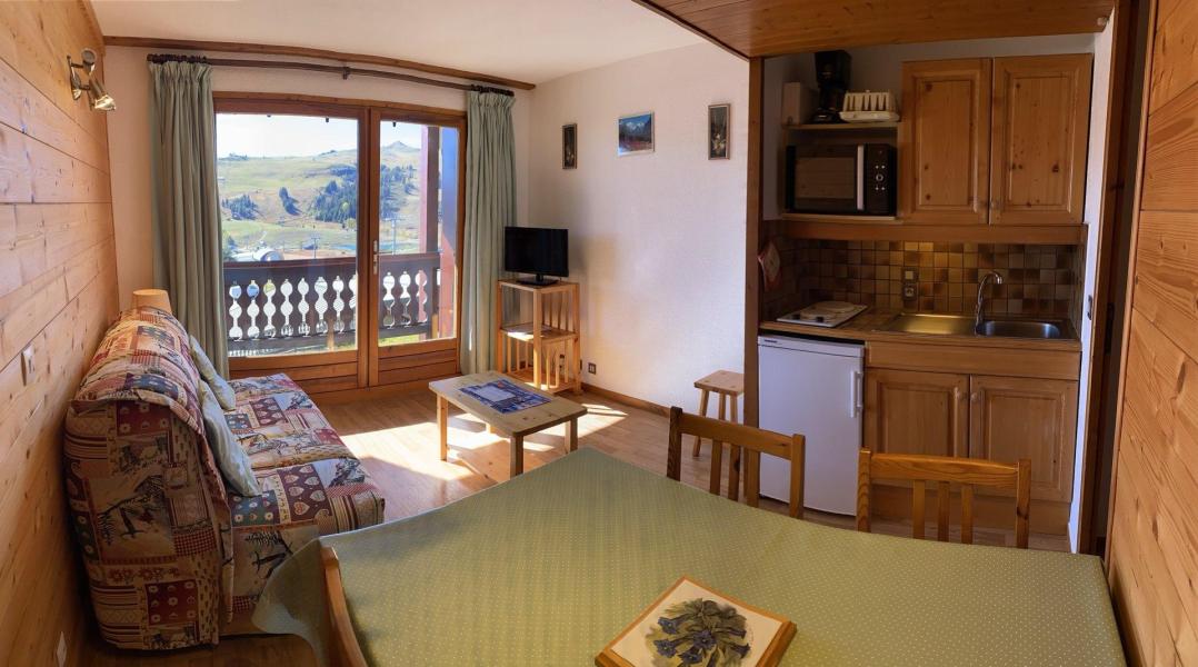 Rent in ski resort Studio sleeping corner 4 people (2211) - Résidence Grand Mont 2 - Les Saisies
