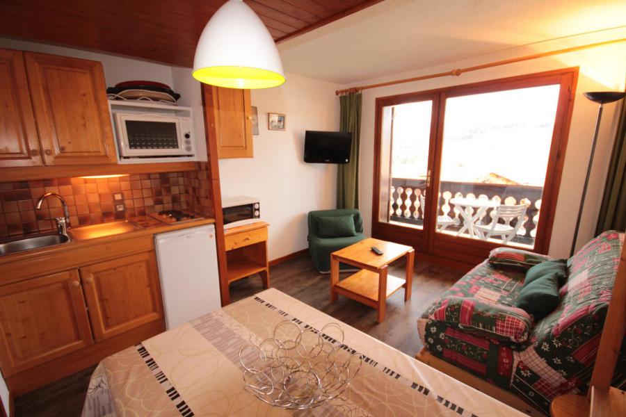 Ski verhuur Studio cabine 4 personen (2215) - Résidence Grand Mont 2 - Les Saisies - Woonkamer