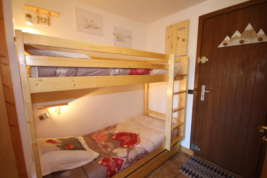 Rent in ski resort Studio sleeping corner 4 people (4416) - Résidence Grand Mont 4 - Les Saisies - Cabin