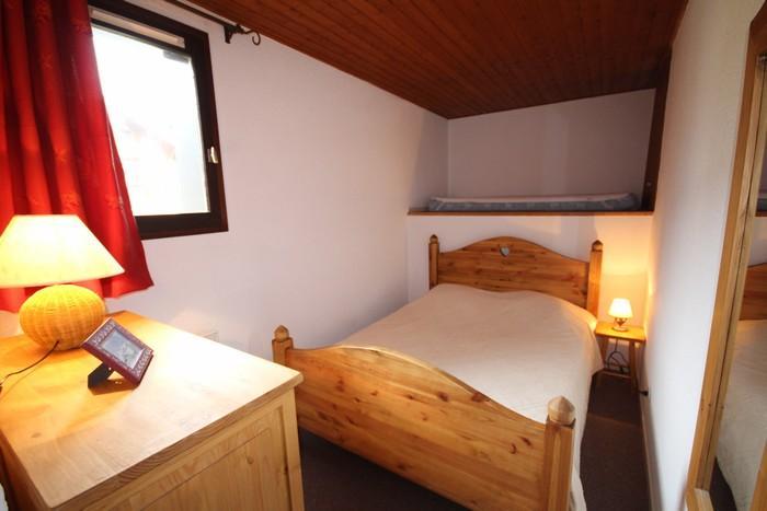 Skiverleih 3 Zimmer Maisonettewohnung für 6 Personen (50) - Résidence Isabella D - Les Saisies - Schlafzimmer